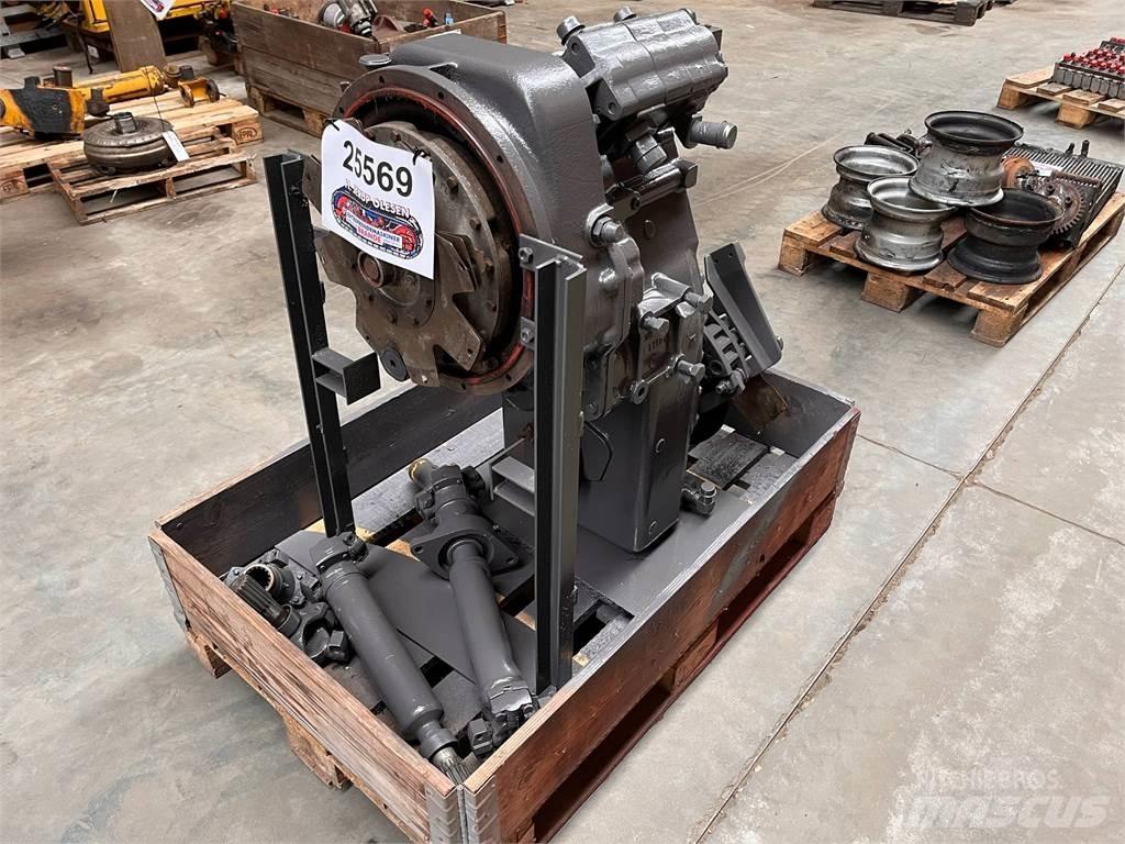 Clark 45C transmission トランスミッション