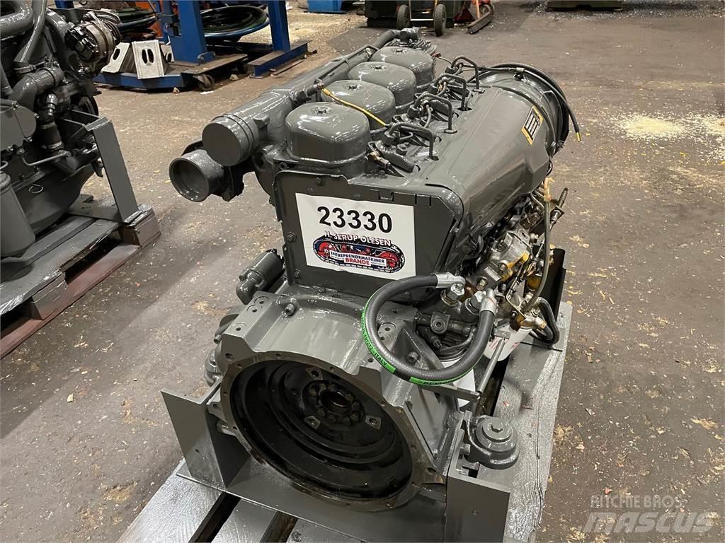 Deutz F4L 912 motor エンジン