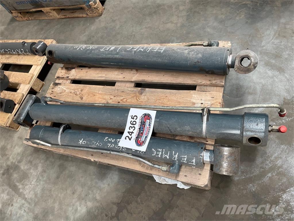  Div. cylindre ex. Fermec 860 油圧機