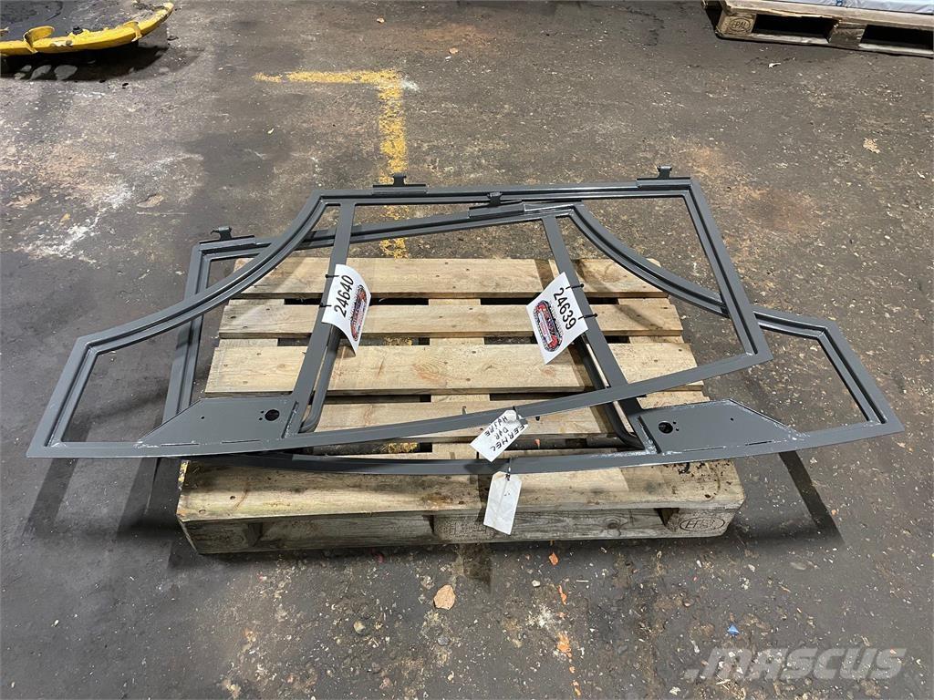  Dør, venstre ex. Fermec 860 その他部品