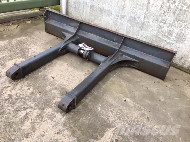  Dozerblad ex. Volvo ECR88 その他部品