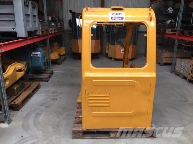  Førerhus ex. Volvo EC140 その他部品