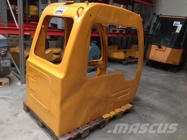  Førerhus ex. Volvo EC140 その他部品