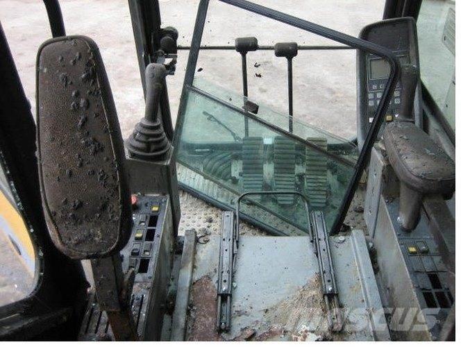 Førerhus ex. Volvo EC340 その他部品