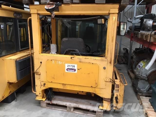  Førerhus ex. Volvo L180C その他部品