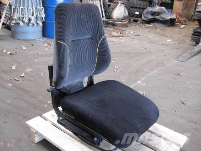  Førersæde その他部品