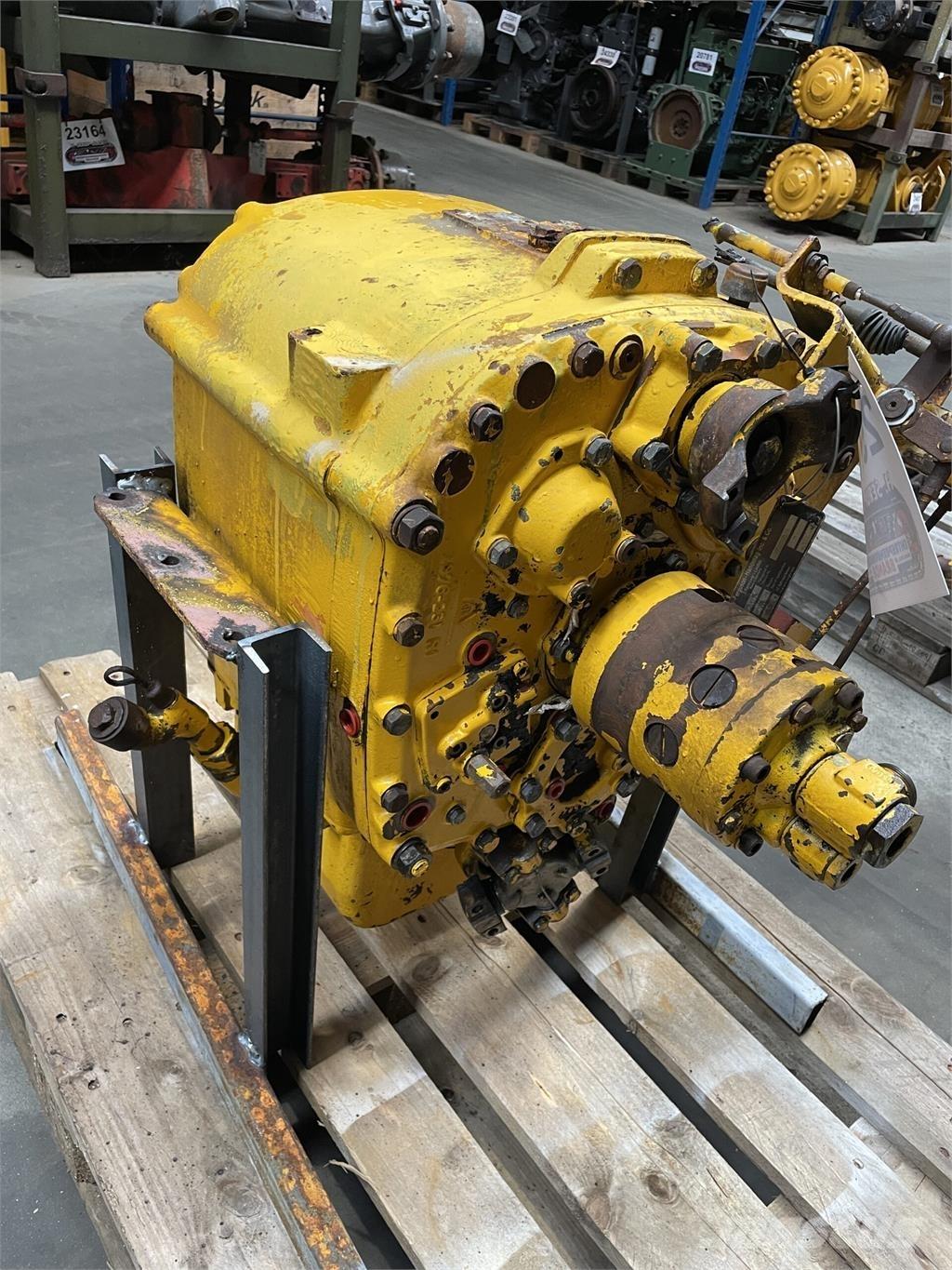 Hanomag 22C transmission トランスミッション
