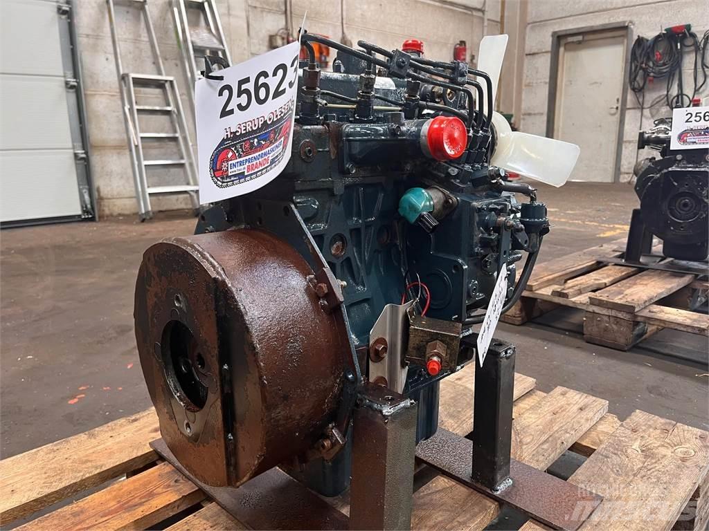 Kubota D905 motor エンジン