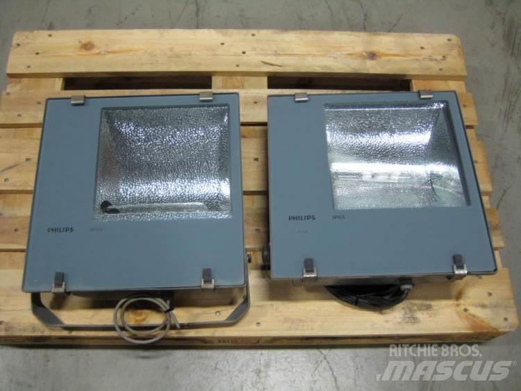  Lamper - 400W - 2 stk. 電子機器