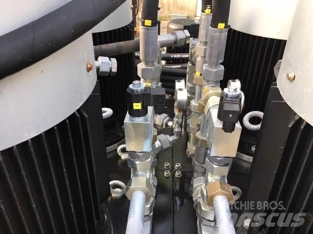 Powerpack - 4 x E-motor ディーゼル発電機