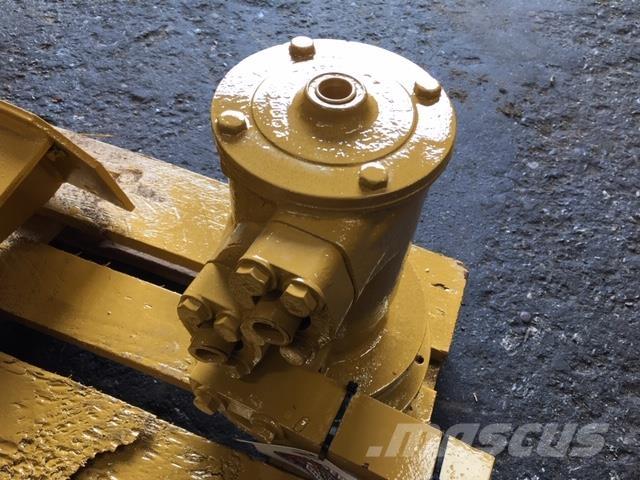  Svirvel ex. Cat 320L その他部品