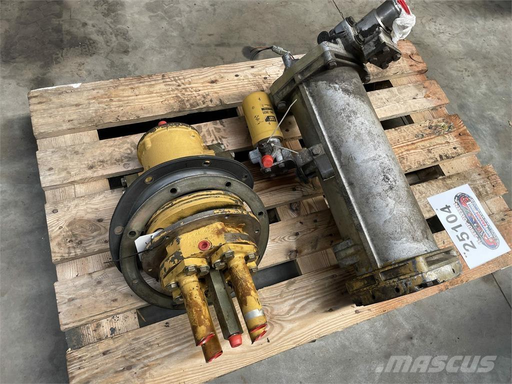  Svirvel ex. Cat 330B 油圧機