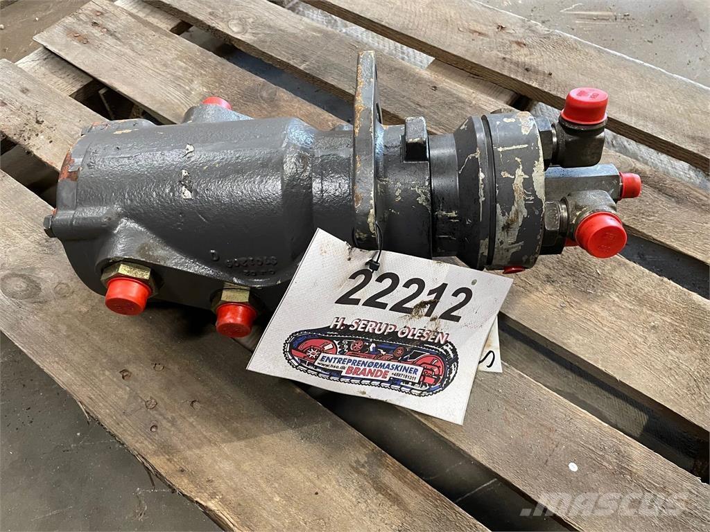  Svirvel ex. Volvo EC240 油圧機