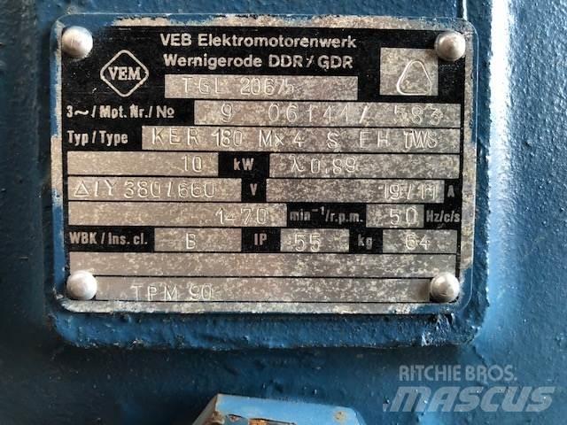 VEB kølekompressor - 4 cyl. コンプレッサー