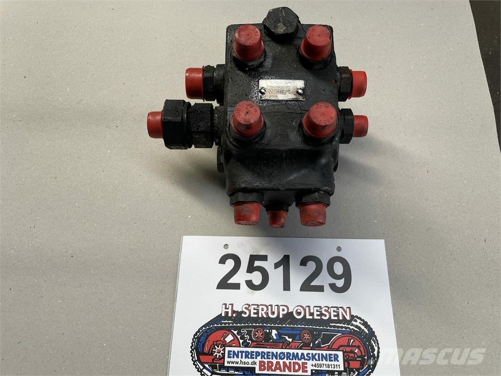  Ventilblok ex. Volvo L120F 油圧機