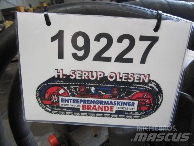 Volvo 230B Krøjegear 建設機械 -　その他