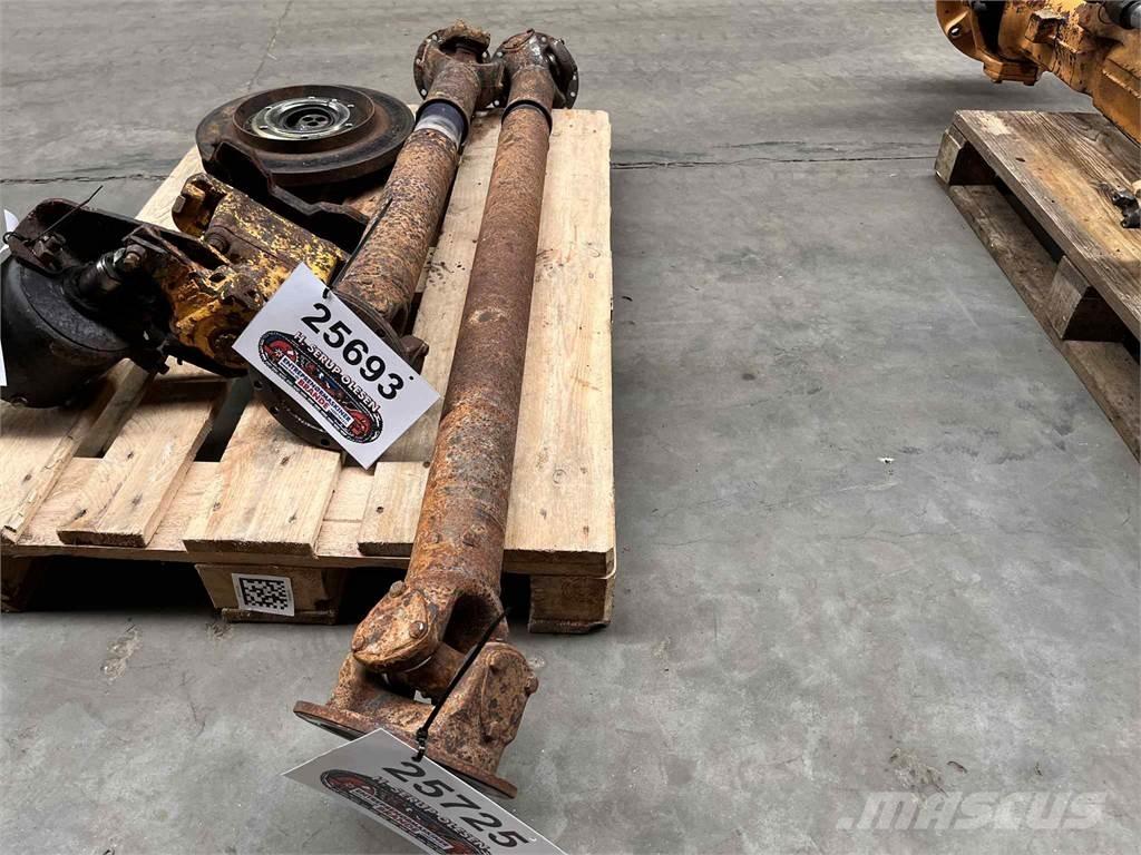 Volvo A25C 6x6 kardan その他部品