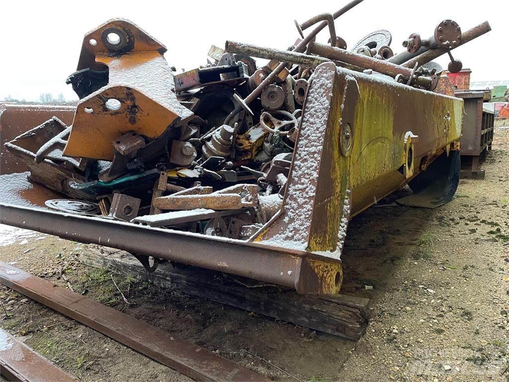 Volvo A25D dumperkasse サイト　ダンプ