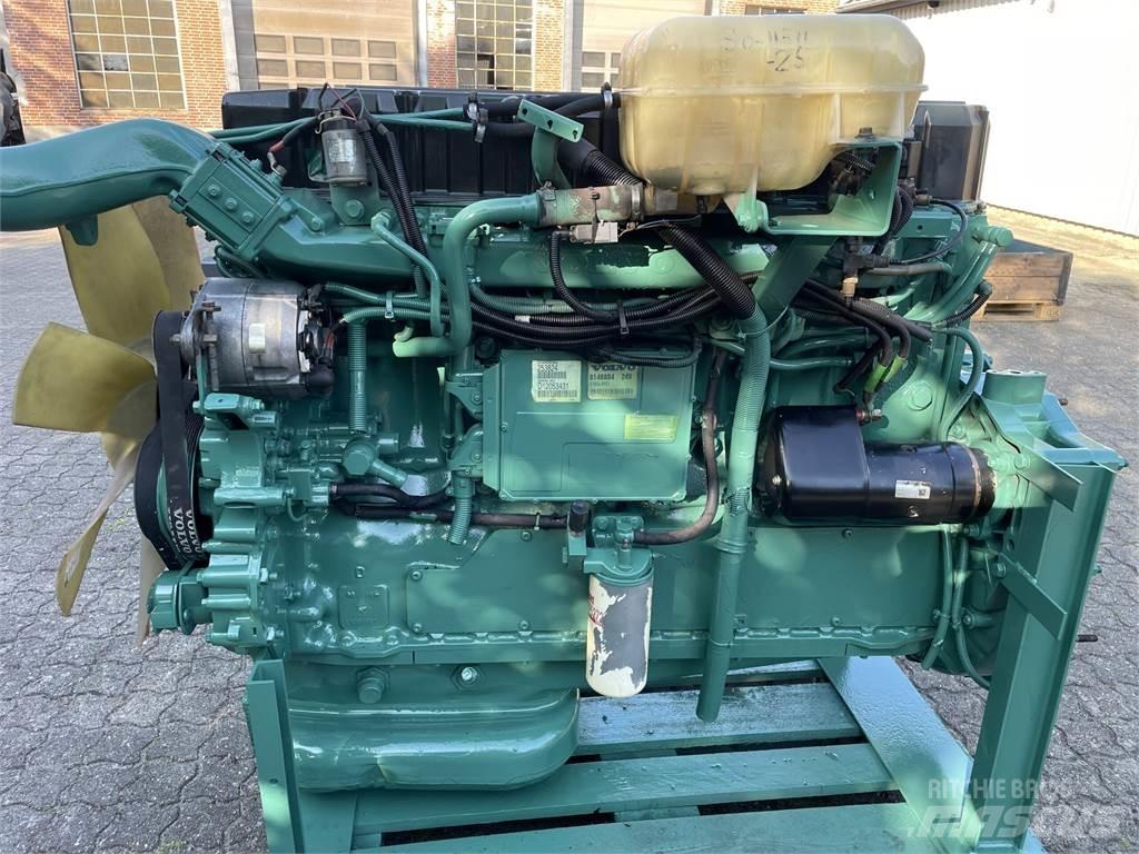 Volvo D12 motor, komplet エンジン