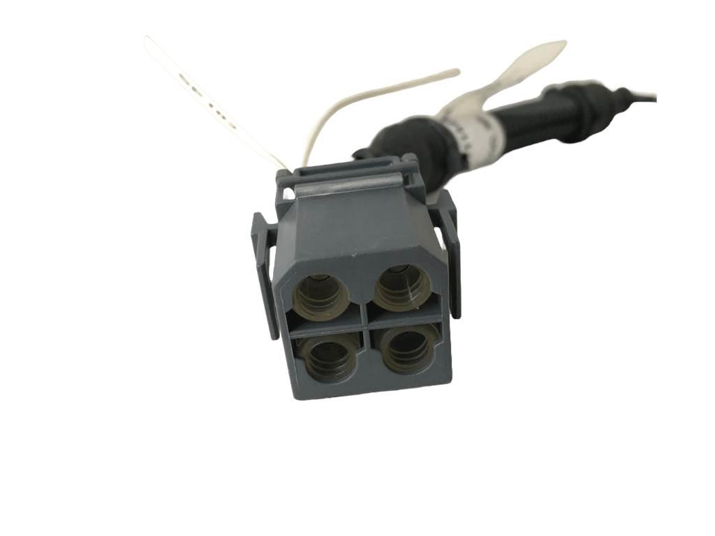 Volvo Dumper, kabel 電子機器
