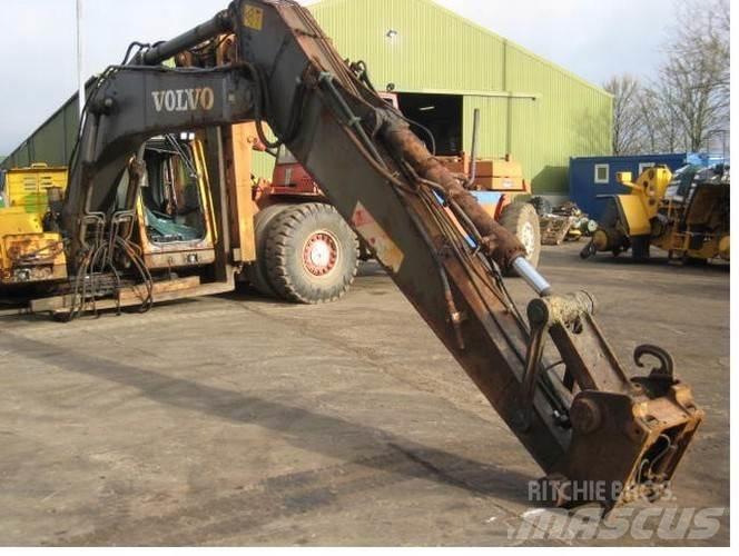 Volvo EC210BLC til ophug 大型油圧ショベル12t以上（パワーショベル・ユンボ）