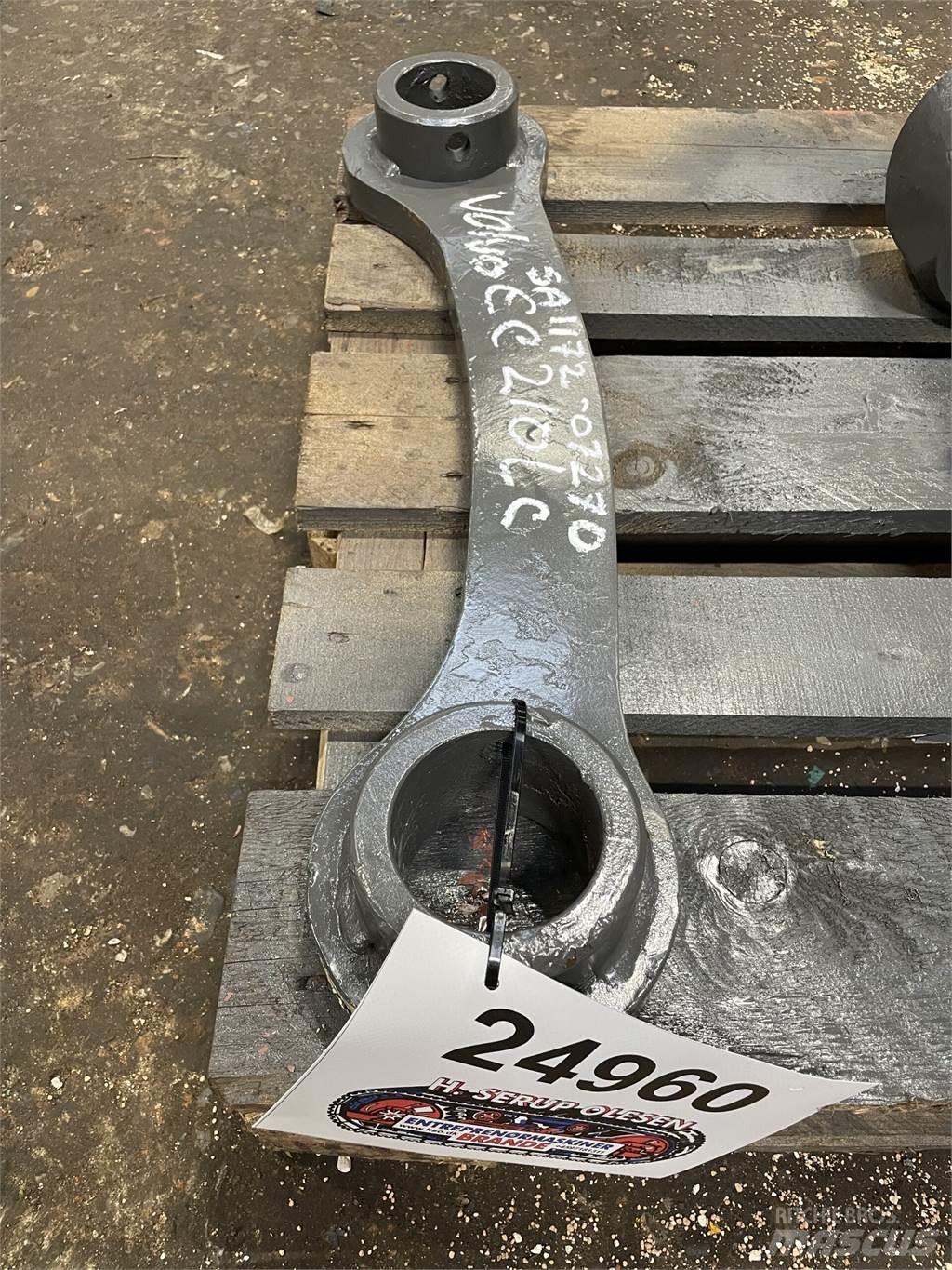 Volvo EC210LC Link Arm その他部品