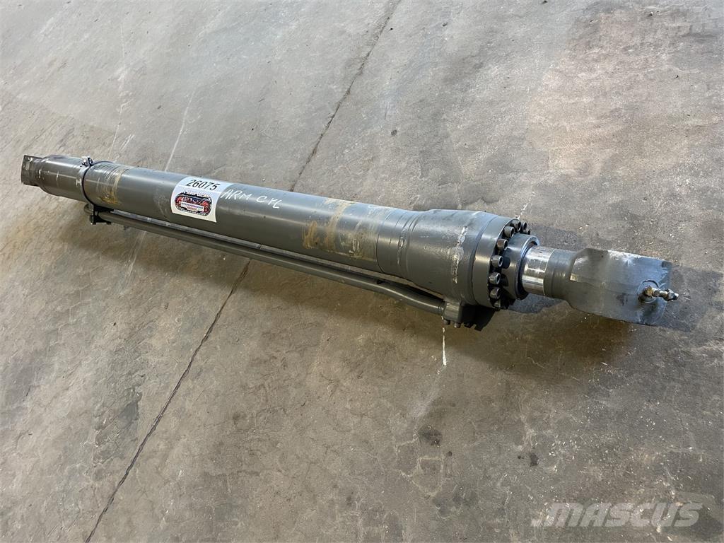 Volvo EC240CL armcylinder 油圧機