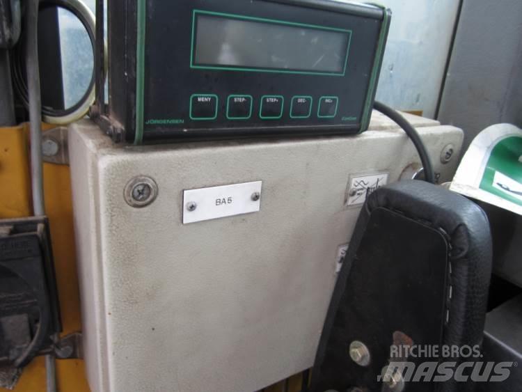 Volvo EC340 til ophug 大型油圧ショベル12t以上（パワーショベル・ユンボ）