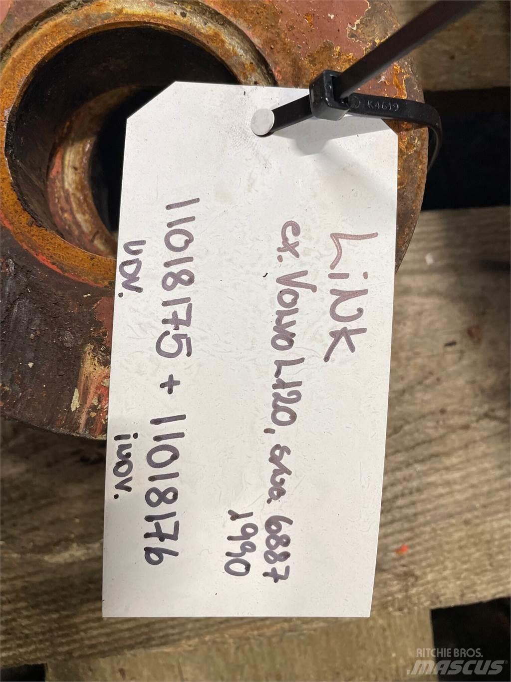 Volvo L120 Link Arm その他部品