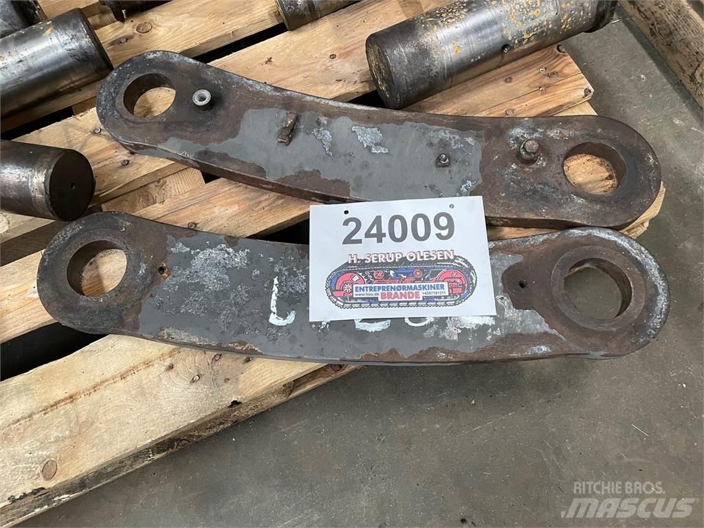 Volvo L120E Link Arm その他部品