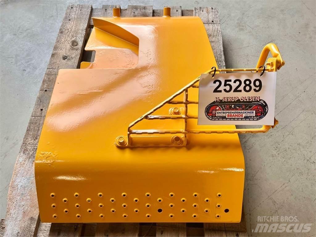 Volvo L120F bagskærm その他部品