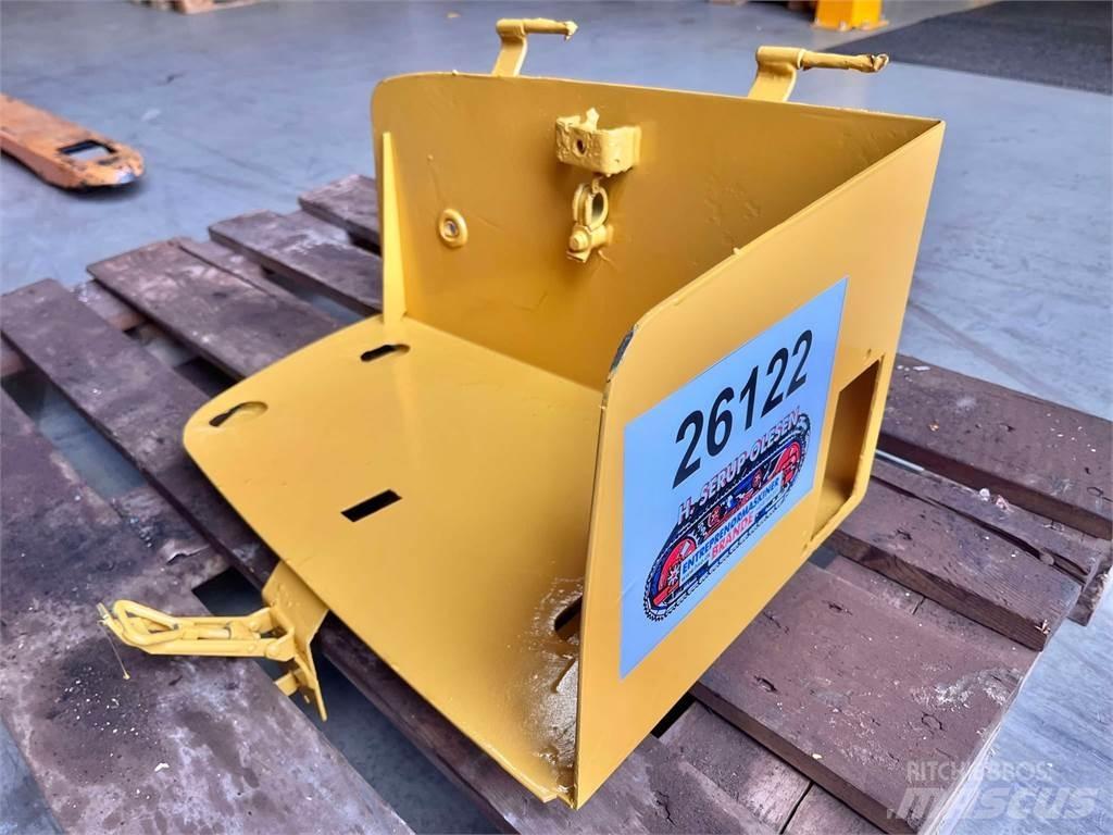 Volvo L120F batterikasse その他部品