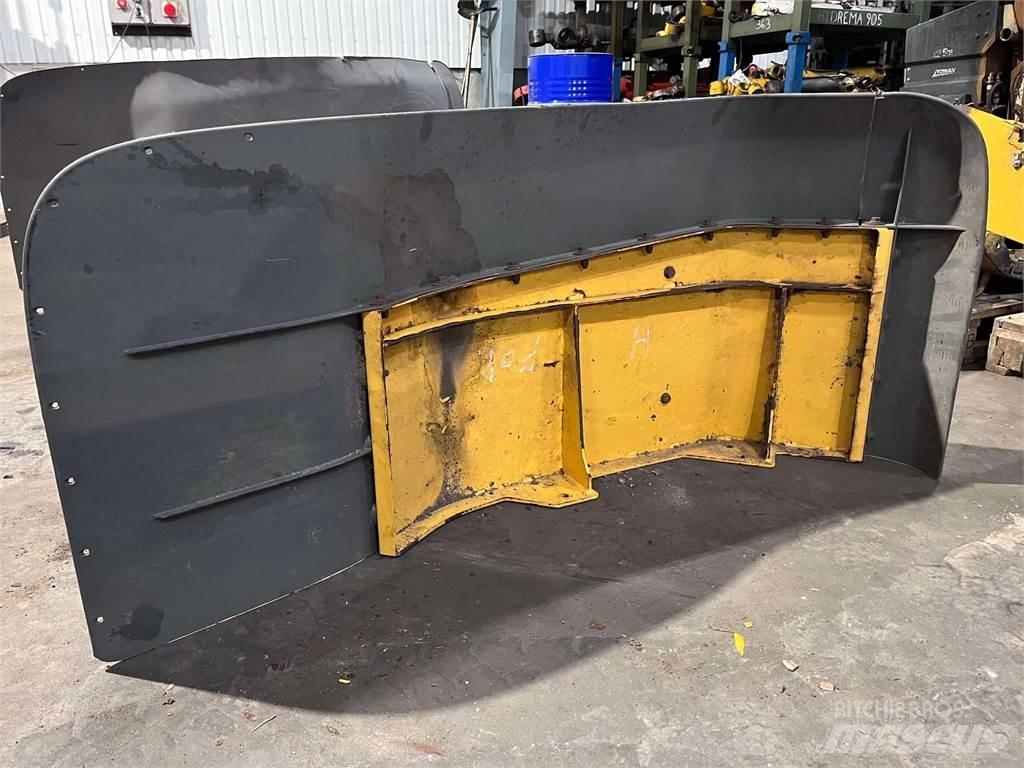 Volvo L120F frontskærm その他部品