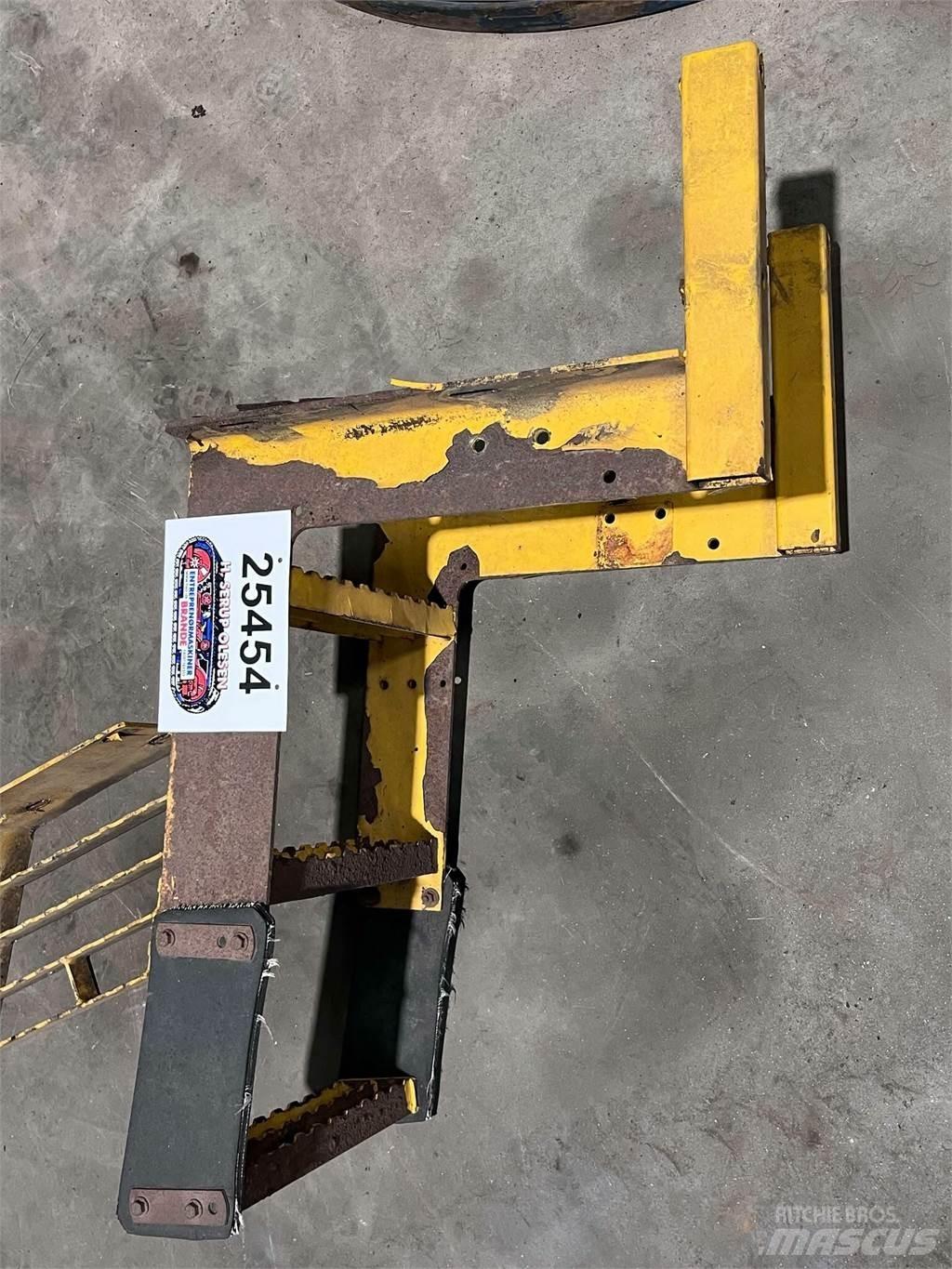 Volvo L120F trinbræt その他部品