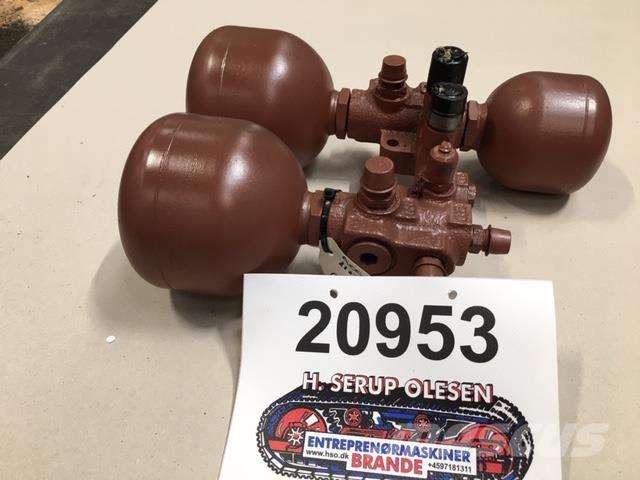 Volvo L180E Accumulator 油圧機