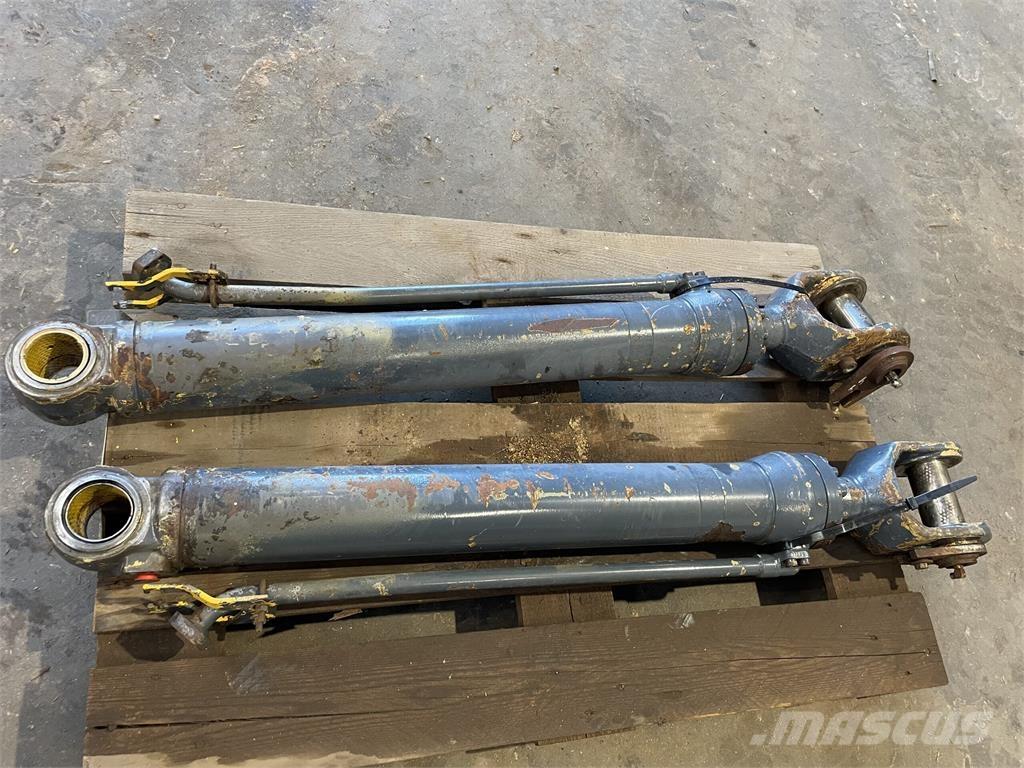 Volvo L70B løftecylinder 油圧機