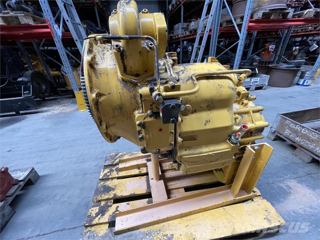 Volvo L90 Transmission トランスミッション