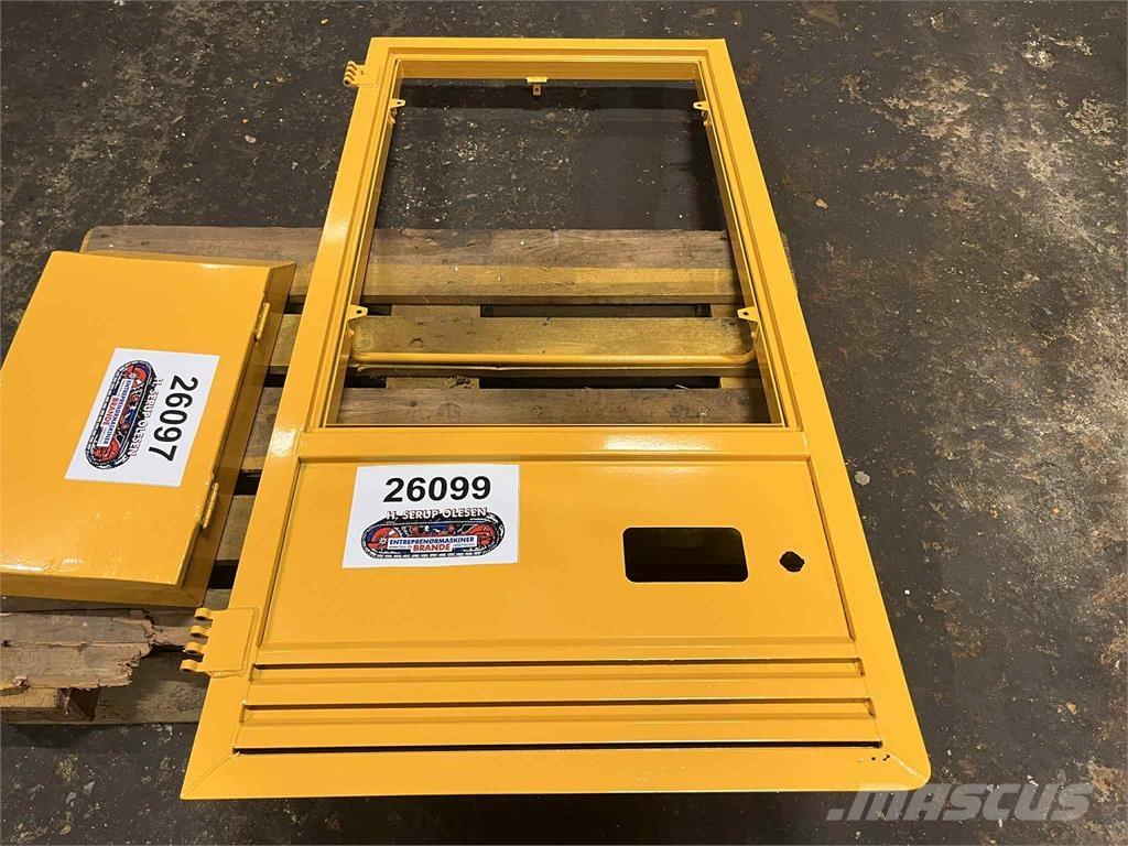 Volvo L90C dør その他部品