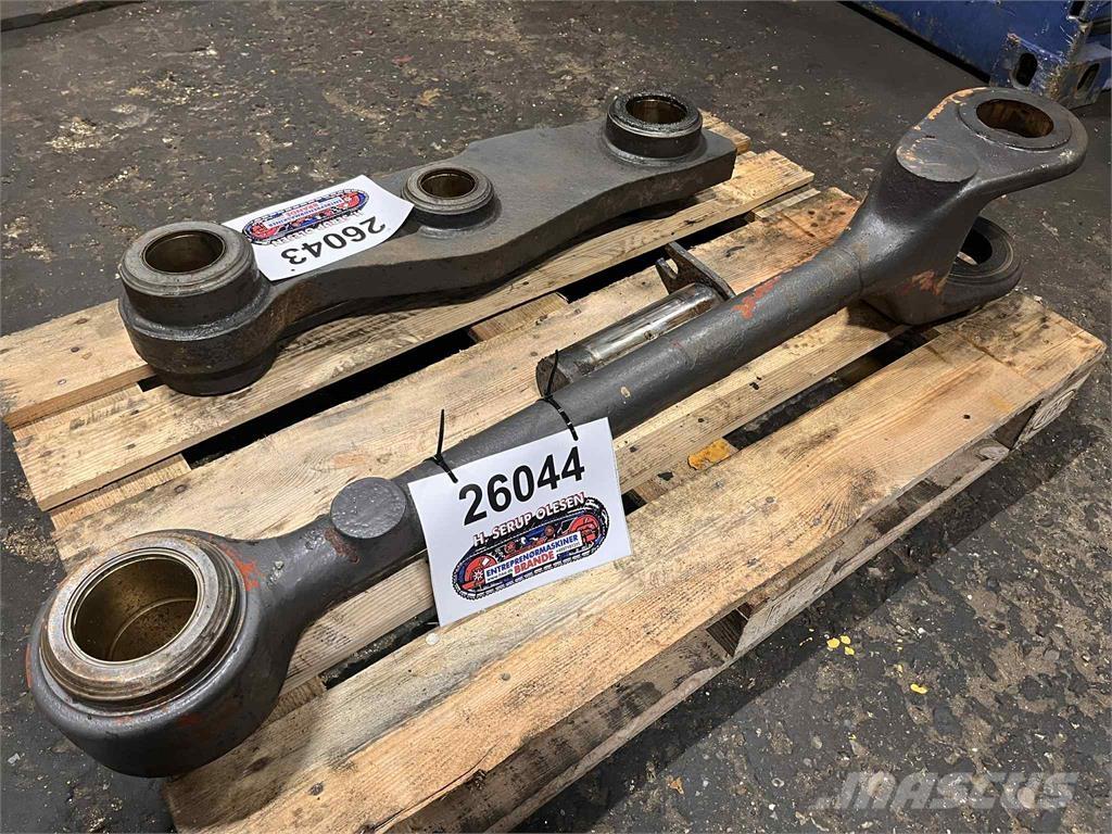 Volvo L90C link その他部品