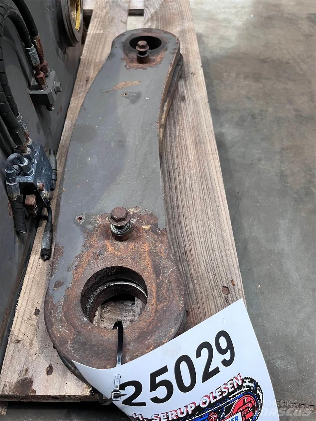 Volvo L90E Link Arm その他部品