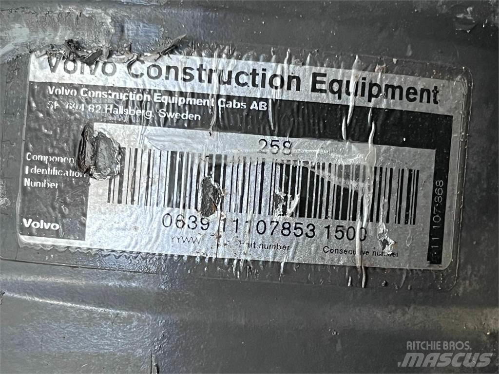 Volvo L90E løftecylinder 油圧機
