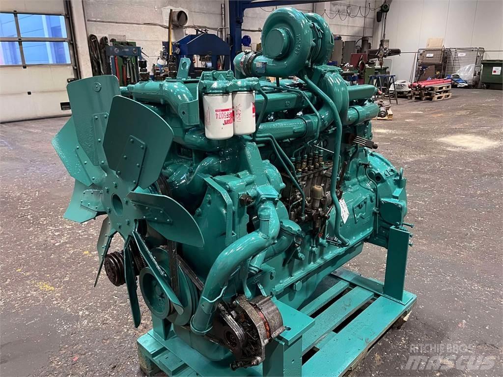 Volvo TD121G motor エンジン