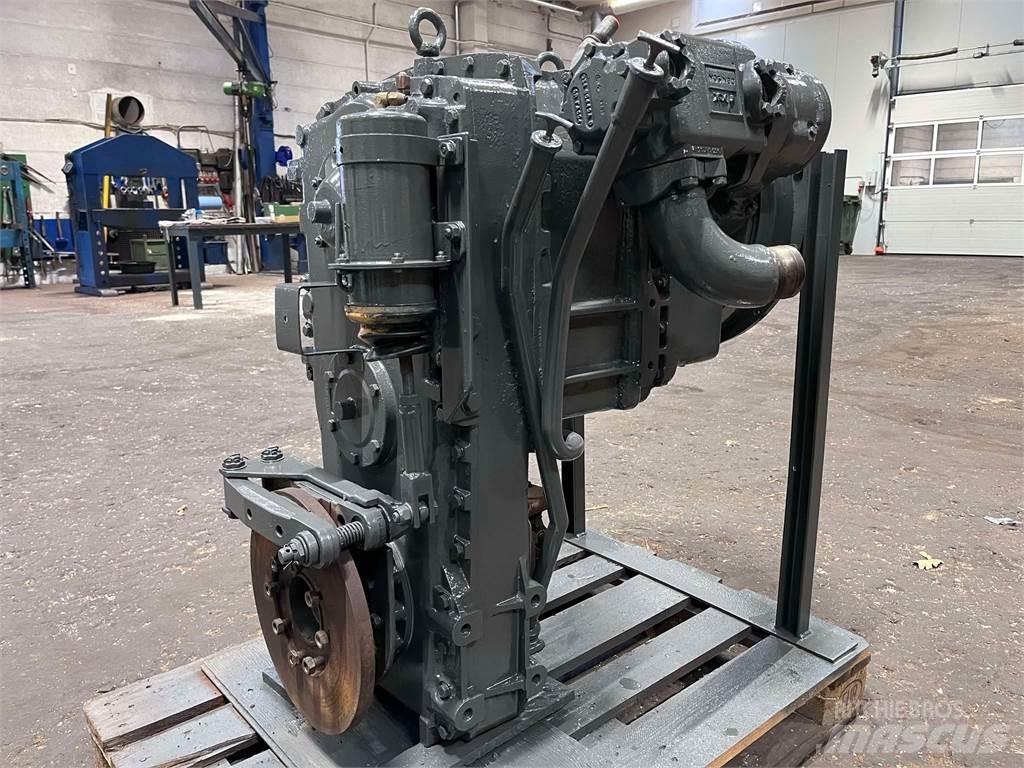 ZF 4PW-45 Transmission トランスミッション