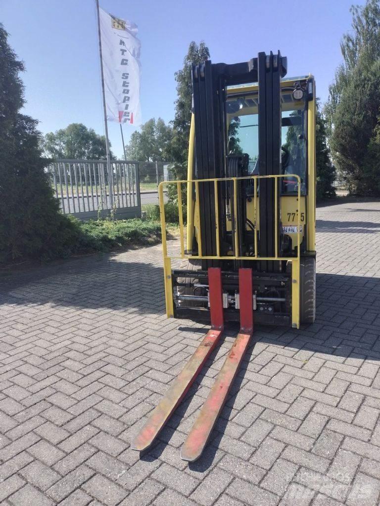 Hyster J2.5XN バッテリーフォークリフト