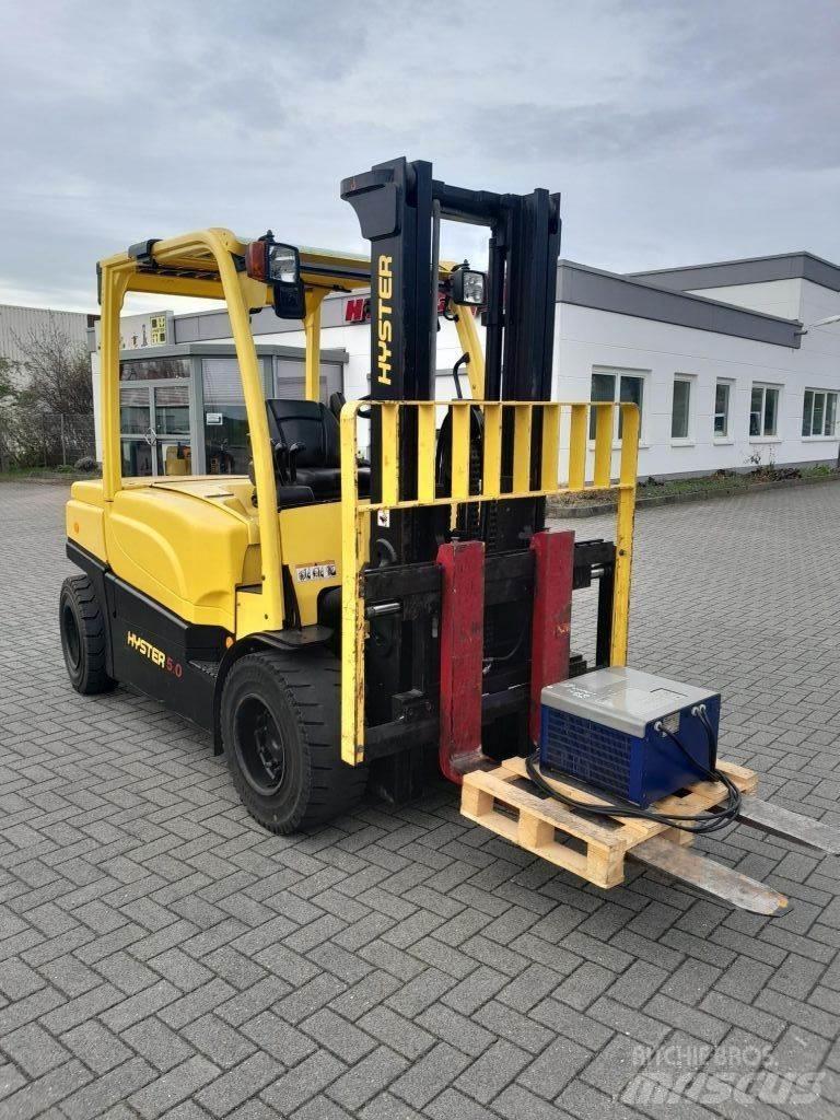 Hyster J5.0XN6 バッテリーフォークリフト