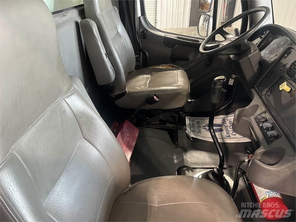 Freightliner M2 その他トラック