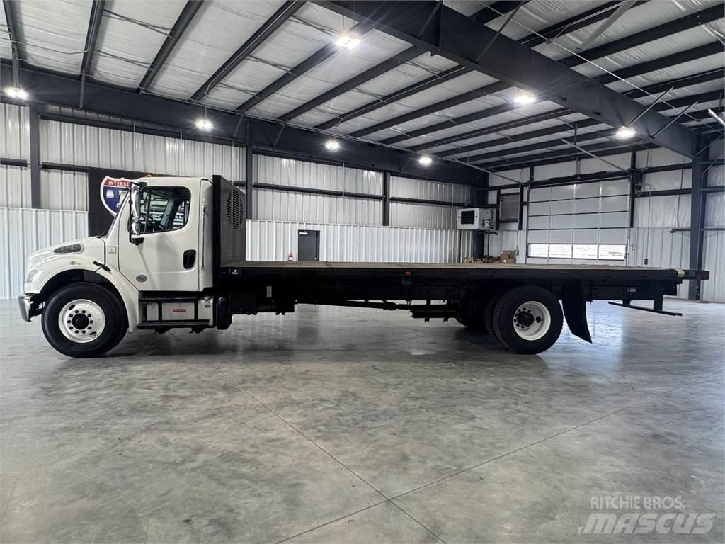 Freightliner M2 106 平ボディー
