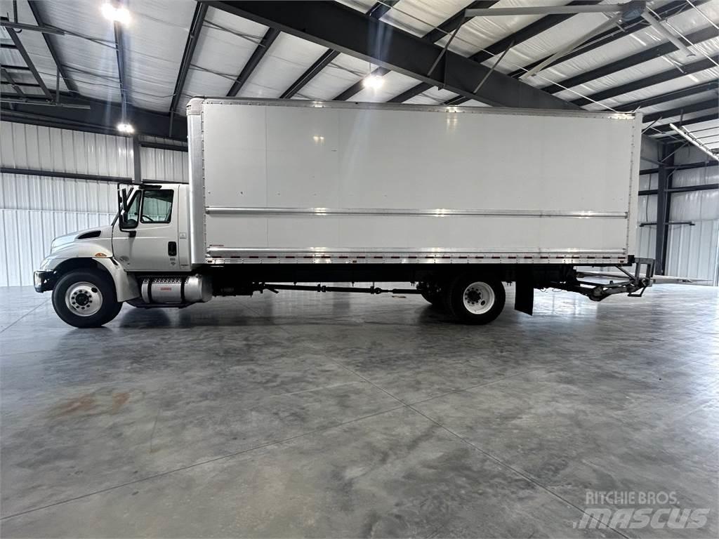 International 4300 ボックスボディー、ウイング、箱車