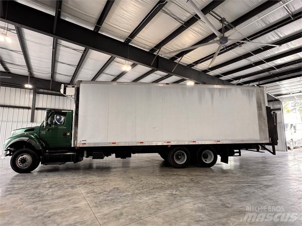 International 7600 冷凍冷蔵車