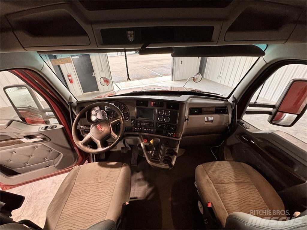 Kenworth T680 中古トラクターヘッド | トレーラーヘッド